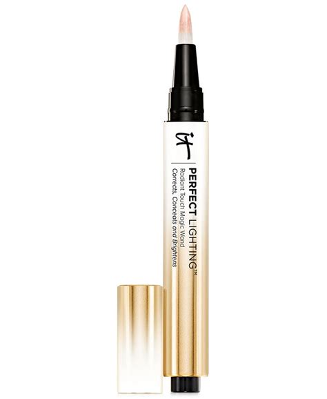 Learn the Art of Concealing with Magic Touch Concealer